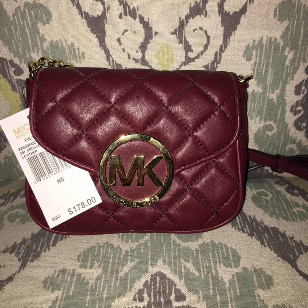 Micheal Kors Purse